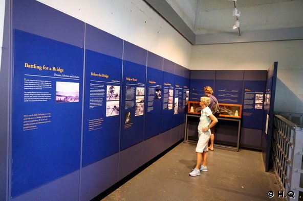 Ausstellung im Pylon Lookout der Sydney Harbour Bridge Ausstellung im Pylon Lookout der Sydney Harbour Bridge