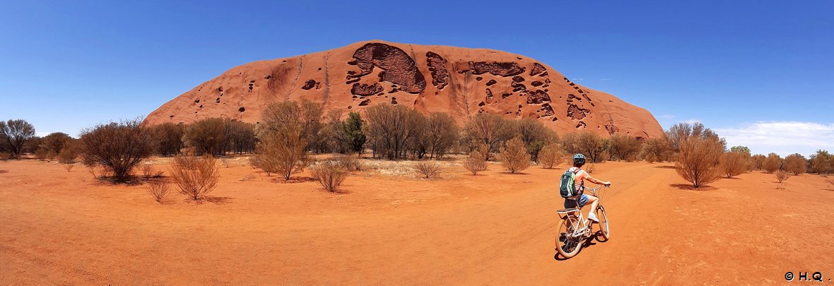 Uluru Panorama vor �The Brain�