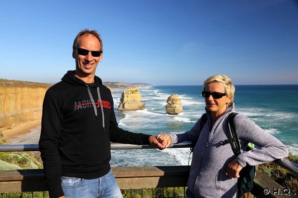 Ela und Holger vor den 12 Apostel - Great Ocean Road - Victoria - Australien