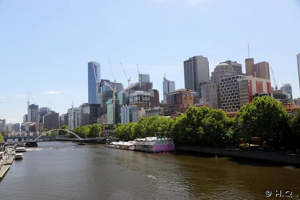 Skyline vom Yarra River Melbourne - Victoria - Australien