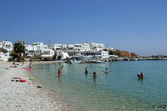 Strand vom Hafenort Karavostasis - Folegandros
