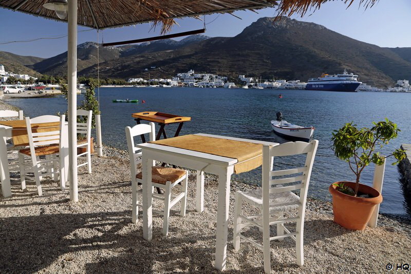 Restaurant am Wasser in Xilokeratidi auf Amorgos