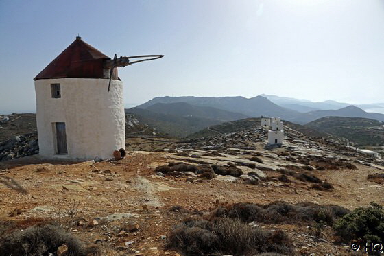 Auf dem Mühlenhügel der Chora von Amorgos Auf dem Mühlenhügel der Chora von Amorgos