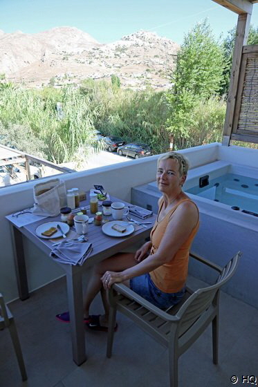 Fr�hst�ck auf unserem Balkon