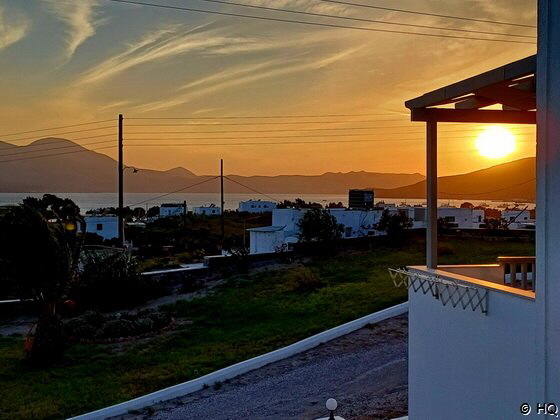 Sonnenuntergang vom Balkon des Konstantinos Bed and Breakfast - Milos Sonnenuntergang vom Balkon des Konstantinos Bed and Breakfast - Milos