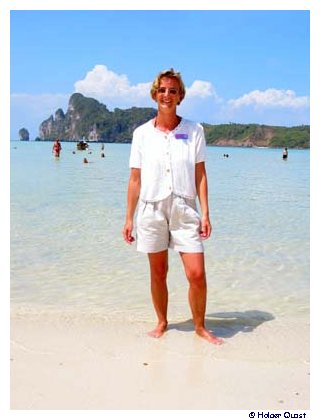 Phi Phi Island- Lodalum Bay Phi Phi Island- Lodalum Bay