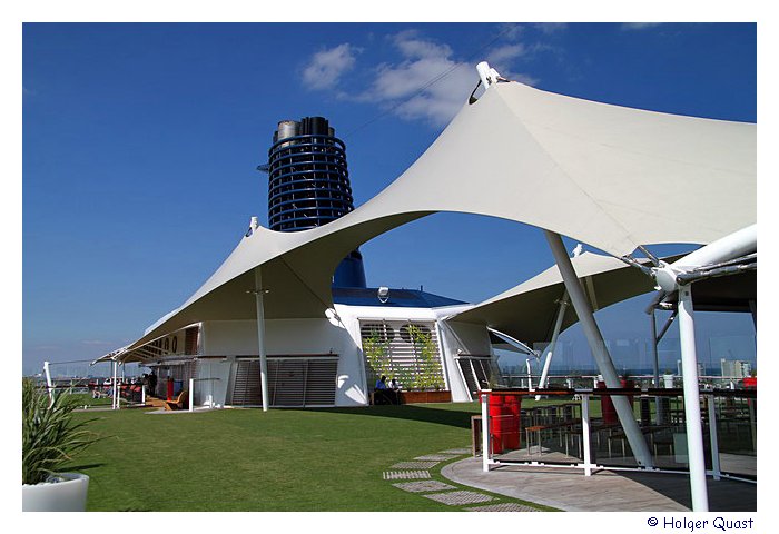 Rasenflche / Lawn Club auf der Celebrity Equinox