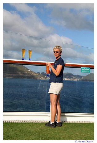 Ela blickt zurück auf St Maarten Ela blickt zurück auf St Maarten