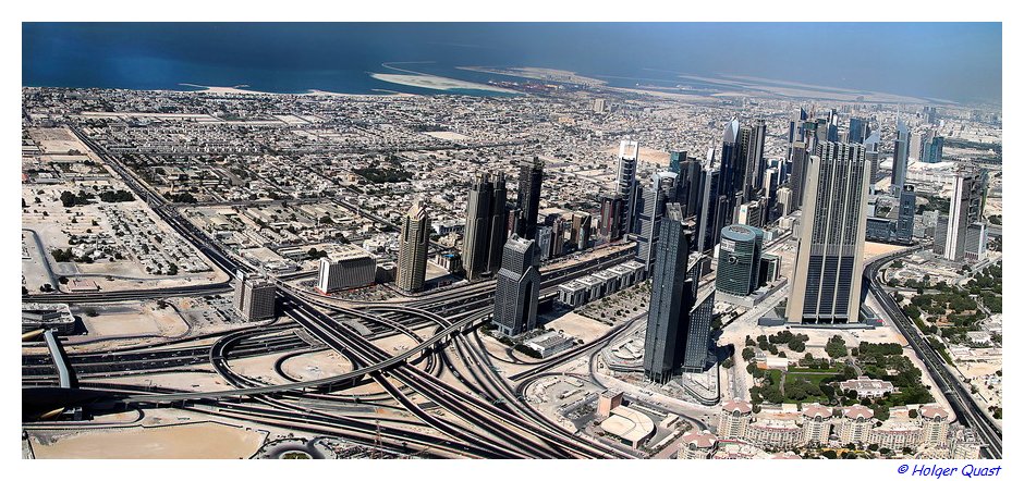 Blick vom Burj Khalifa auf die Sheikh Zayed Road Blick vom Burj Khalifa auf die Sheikh Zayed Road