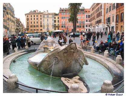 Piazza di Spagna - Fontana della Barcaccia