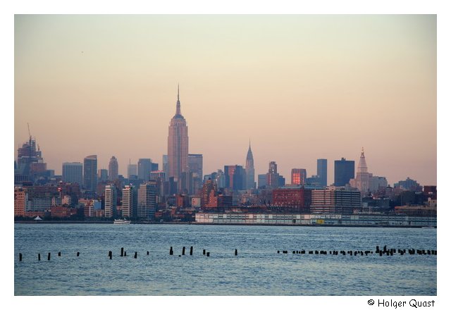 Empire State Building von Jersey City aus fotogrfiert