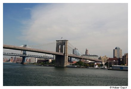 Brooklyn Bridge von Pier 17