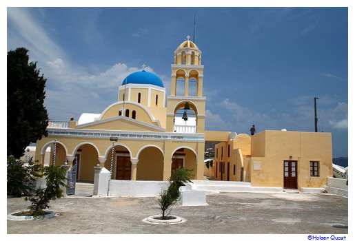 Kirche in Oia Santorini Kirche in Oia Santorini