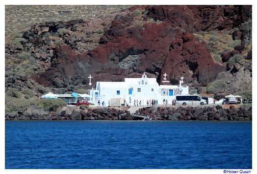 Kirche am Red Beach auf Santorini