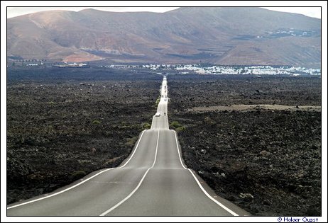 Ausfahrt aus dem Timanfaya Nationalpark- Lanzarote Ausfahrt aus dem Timanfaya Nationalpark- Lanzarote