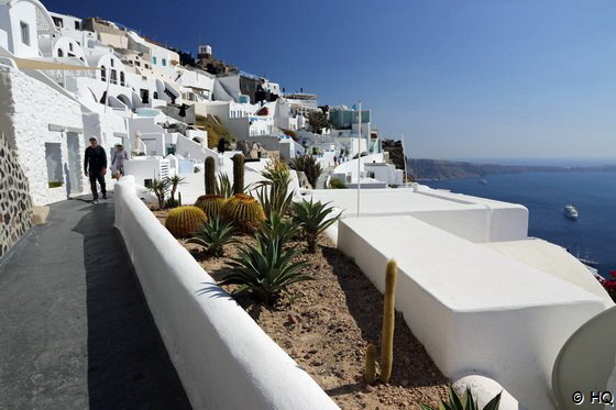 Auf dem Kraterweg in Imerovigli Santorini