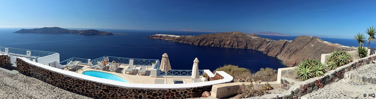 Blick von Imerovigli nach Oia Blick von Imerovigli nach Oia