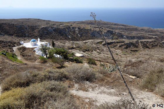 Kirche Agios Panteleimon auf der Wanderung auf Thirassia Santorini