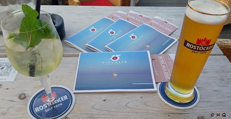 Erfrischung im Vielmeer Restaurant im Yachthafen K�hlungsborn