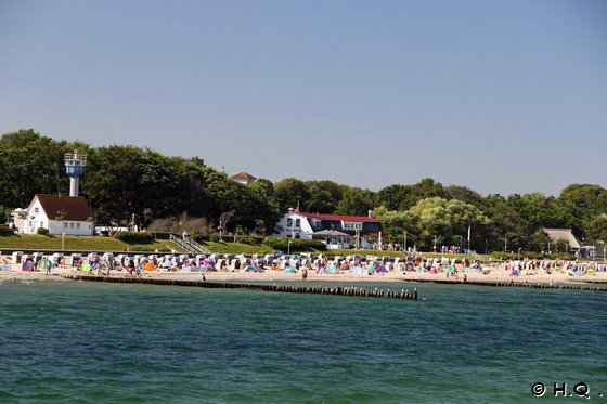Blick von der Seebr�cke zur�ck nach K�hlungsborn