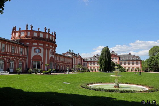 Schloss Biebrich und Schlosspark in Wiesbaden