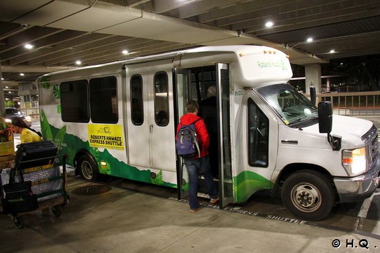 Roberts Hawaii Shuttle