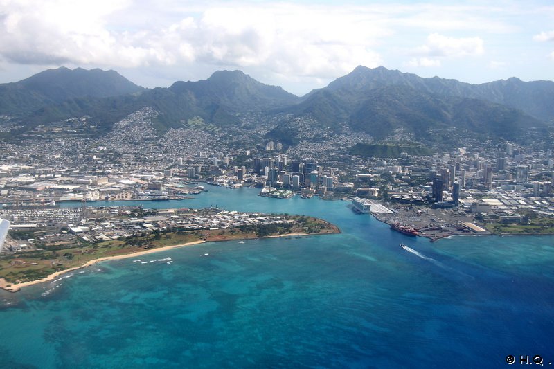 Anflug Honolulu - Honolulu aus der Luft