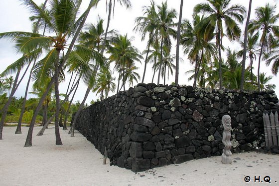 Great Wall im Pu'uhonua o Honaunau National Historical Park - City of Refuge" Big Island Hawaii