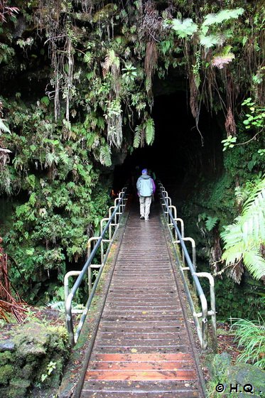 Lava Tube im Volcanoes National Park