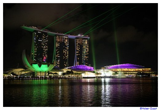 Lasershow des Marina Bay Sands Hotels