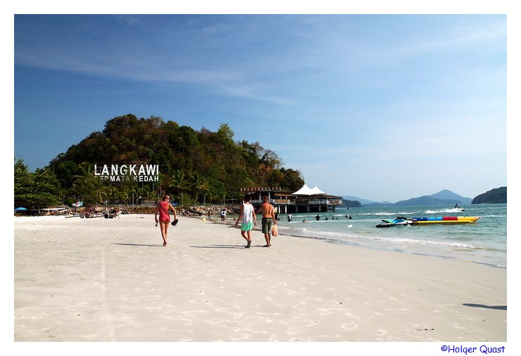 Pantai Cenang Beach Langkawi - Malaysia