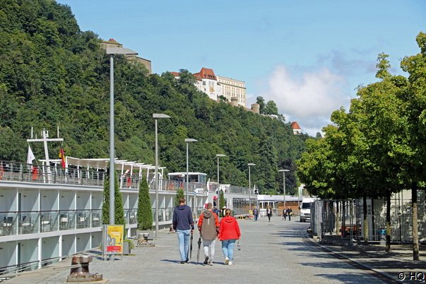 Kreuzfahrt Anleger Passau