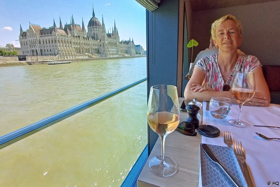 Blick aus dem Restaurant auf das Parlament 