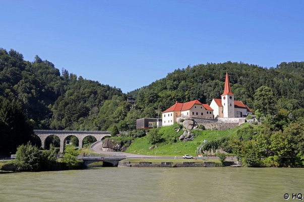 Blick vom Sonnendeck w�hrend der Donaukreuzfahrt