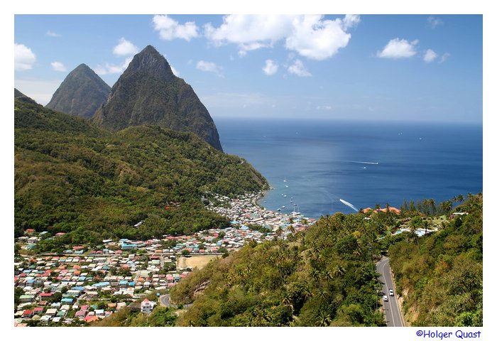 Gros Piton und  Petit Piton auf St. Lucia