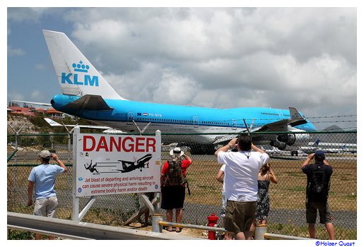 Start der Boeing 747 auf St Maarten