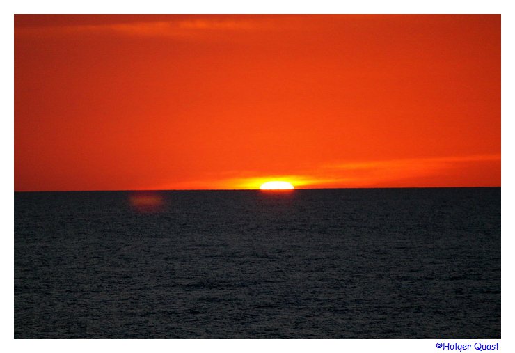 Sonnenuntergang in der Karibik vom Deck der Mein Schiff