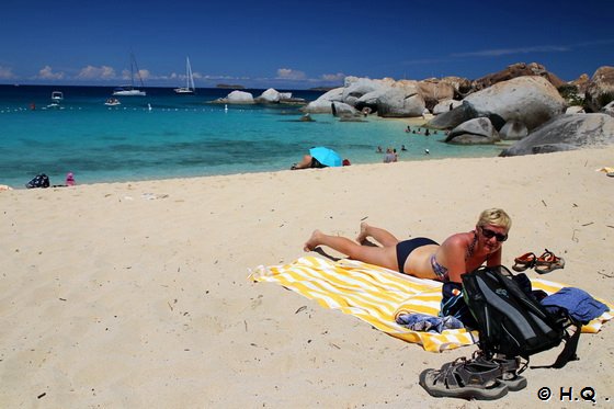 Ela am Traumstrand Devils Bay auf Virgin Gorda