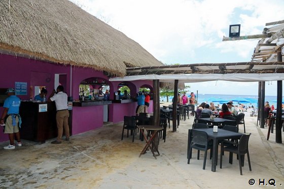 Uvas Bar im Uvas Beach Club Cozumel - Mexiko