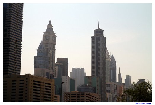 Skyline Dubai aus der zweiten Reihe