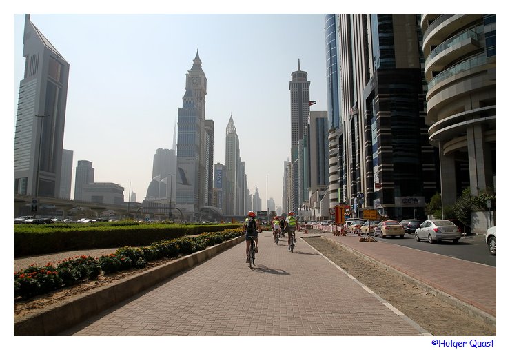 AIDA Fahrradtour Dubai - Sheikh Zayed Rd