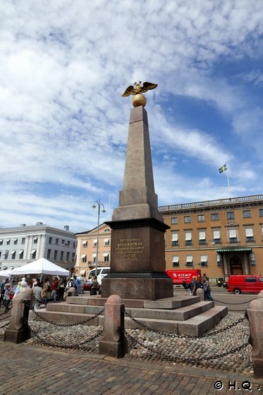 Denkmal auf dem Marktplatz Helsinki