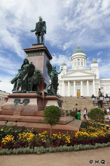 Denkmal von Alexander II auf dem Senatsplatz von Helsinki