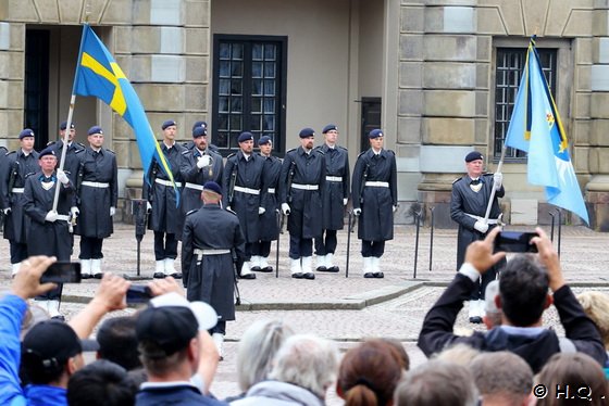 Wachwechsel am Stockholmer Schloss Wachwechsel am Stockholmer Schloss