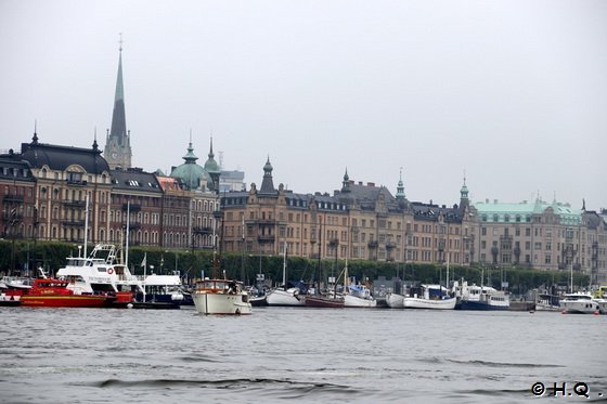 Prachthuser an der Strandvgen vom Wasser