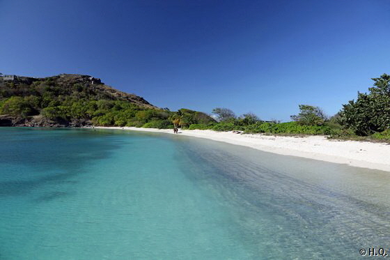 Deep Bay Beach auf Antigua