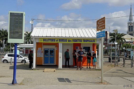 Tickethaus für die Fähre nach Pointe du Bout Tickethaus für die Fähre nach Pointe du Bout