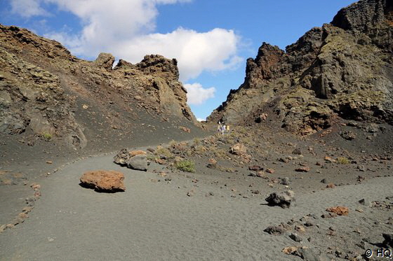 Im Vulkan Caldera de los Cuervos Im Vulkan Caldera de los Cuervos