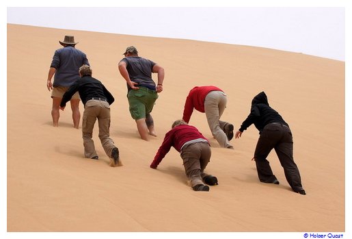 Sandrutschen mit Ela Sandrutschen mit Ela