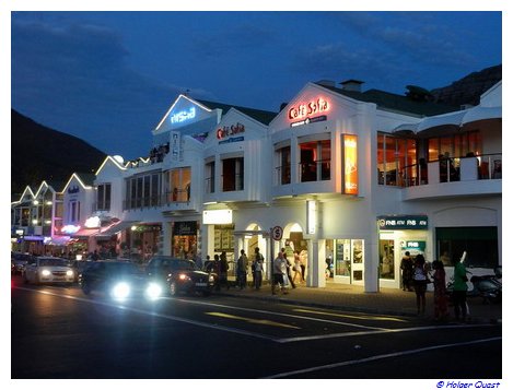 Camps Bay am Abend